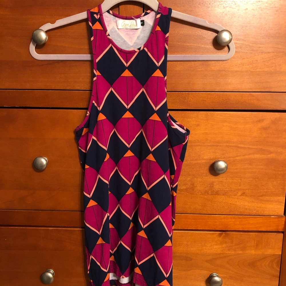 Ava sky tank tempo size small